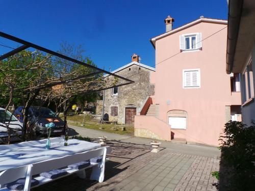 Four-bedroom House In Motovun I