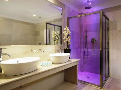 Hotel Golden Tulip Rome Airport