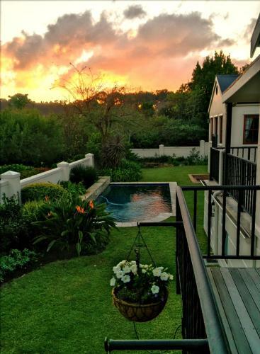 Bed & Breakfast River Lodge