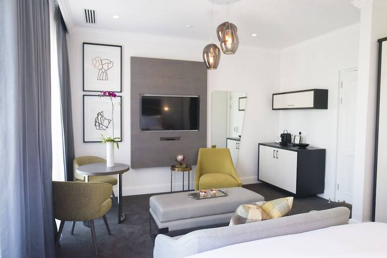 Queen Victoria Hotel