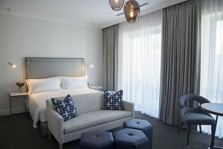 Queen Victoria Hotel