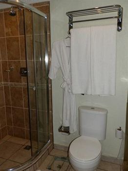 Bed & Breakfast Zawadi House