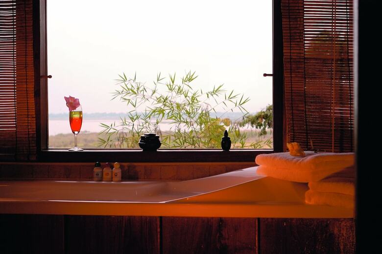 Hotel Inle Lake View