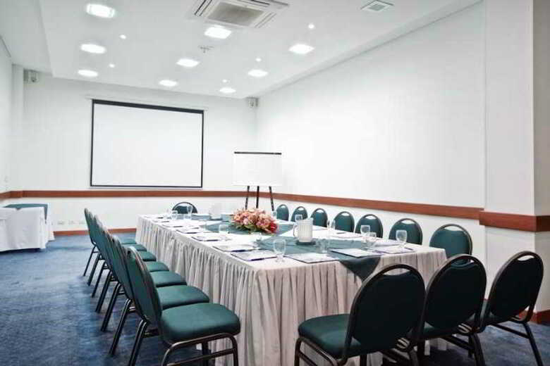 Hotel Torre De Cali Plaza
