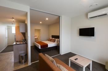 Hotel Ramada Suites Christchurch City