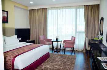 Ramada Hotel And Suites Amwaj Islands Manama