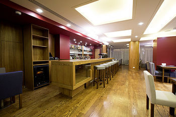 The J Hotel & Spa