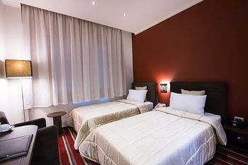 The J Hotel & Spa