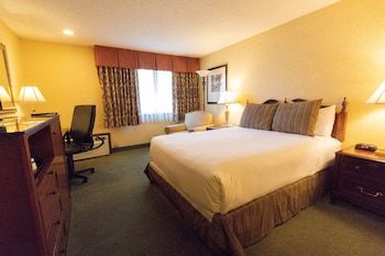 Hotel Red Lion River Inn