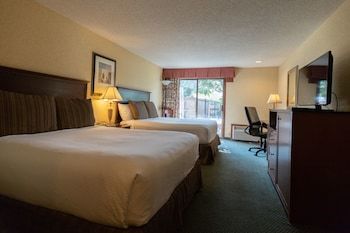 Hotel Red Lion River Inn