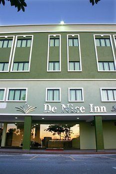 Hotel De Nice Inn