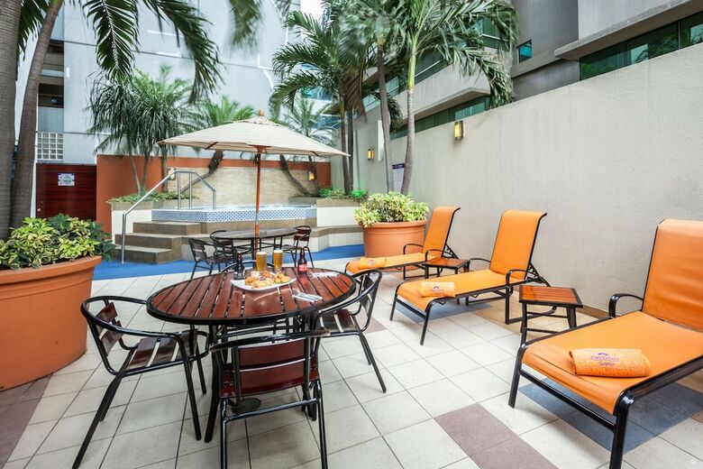 Hotel Wyndham Garden Guayaquil