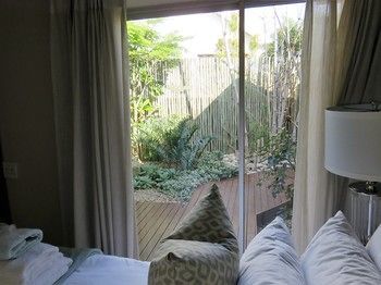 Island Way Villa