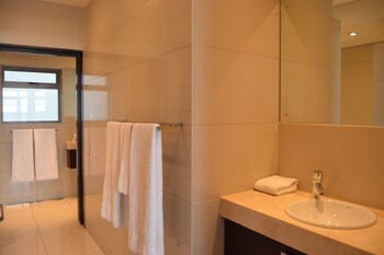 Icon Luxury Apartments