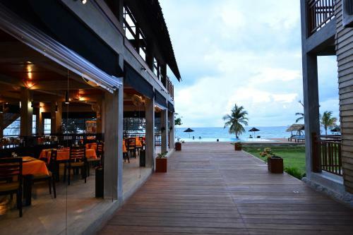 Hotel Laya Waves