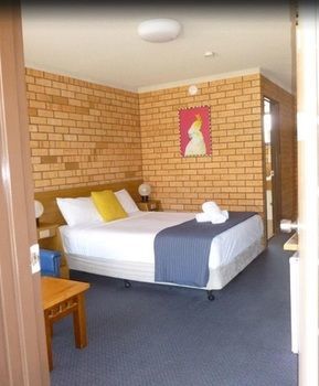 Royal Palms Motor Inn