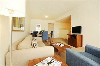 Aparthotel Quest West End