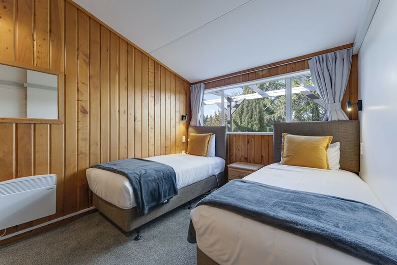 Archway Motel & Chalets