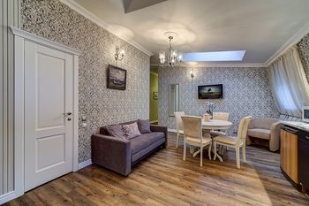 Pushka Inn Hotel