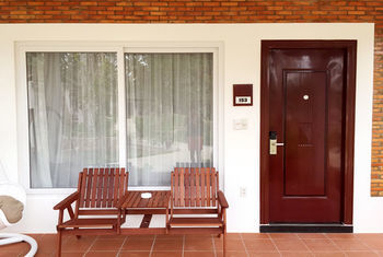 Apartamento Famiana Green Villa