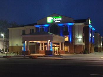 Holiday Inn Express Hotel & Suites South Bend
