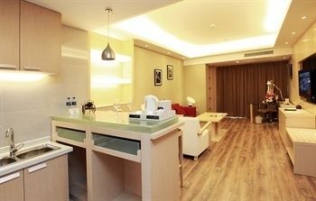 New Beacon Luguang International Hotel