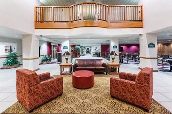 Hotel Wingate By Wyndham - Atlanta At Six Flags