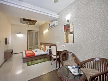 Hotel Oyo Premium Near Mega Mall