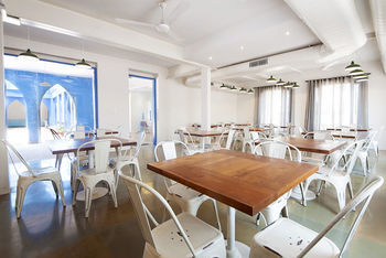 Hotel Ilodge @ Signature Towers