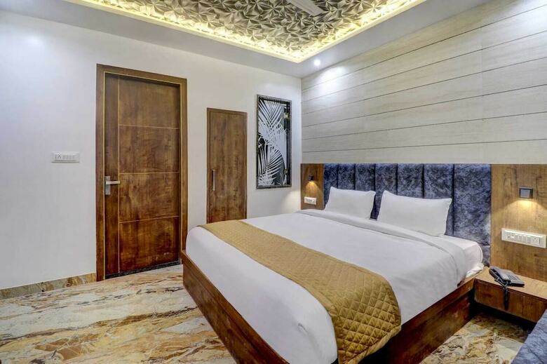Hotel Anand Villa