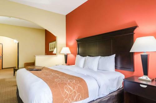 Hotel Comfort Suites Salina