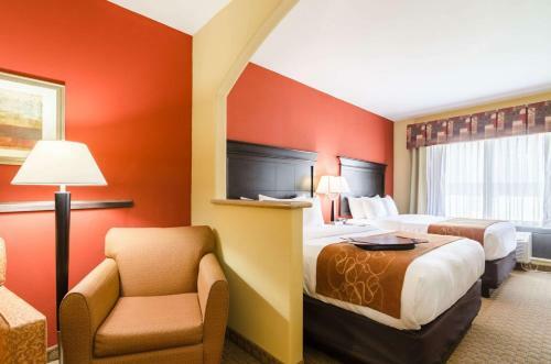 Hotel Comfort Suites Salina