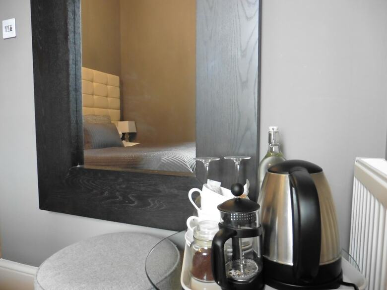 Bed & Breakfast Brighton Inn Boutique Guest Accommodation