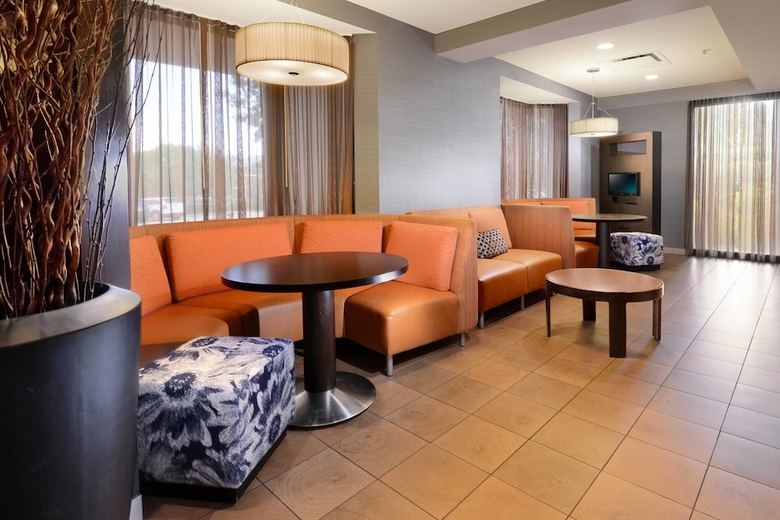 Hotel Courtyard By Marriott Dallas Richardson At Campbell
