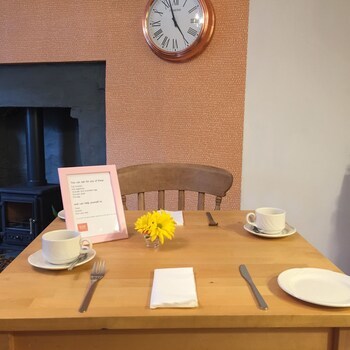 Lovat House Bed And Breakfast