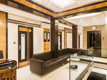 Hotel Oyo Premium Mumbai Colaba Causeway