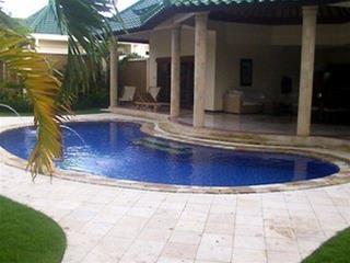 Hotel Bali Emerald Villas