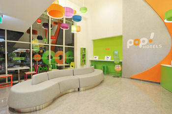 Pop! Hotel Diponegoro Surabaya