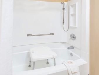 Hotel Baymont Inn And Suites Elkhart