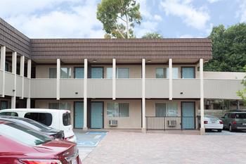 Motel Super 8 Costa Mesa / Newport Beach Area