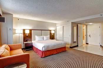 Doubletree By Hilton Hotel Pleasanton At The Club