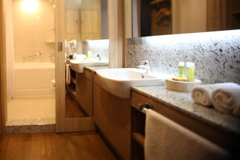 Acube Hotel