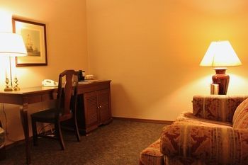 Totem Lake Hotel