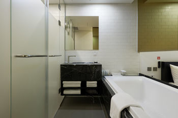Golden Tulip M Seoul Hotel