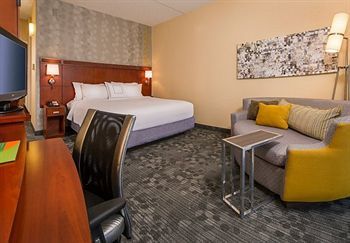 Hotel Courtyard By Marriott Charlotte University Research Park