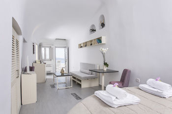 Hotel Ambition Suites