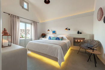 Hotel Santo Maris Oia, Luxury Suites & Spa