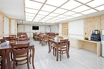 Belamie Hotel