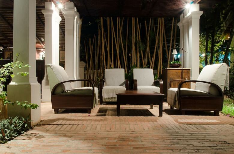 Hotel Satri House