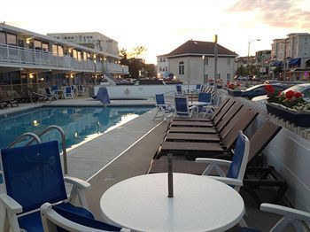 Forum Motor Inn